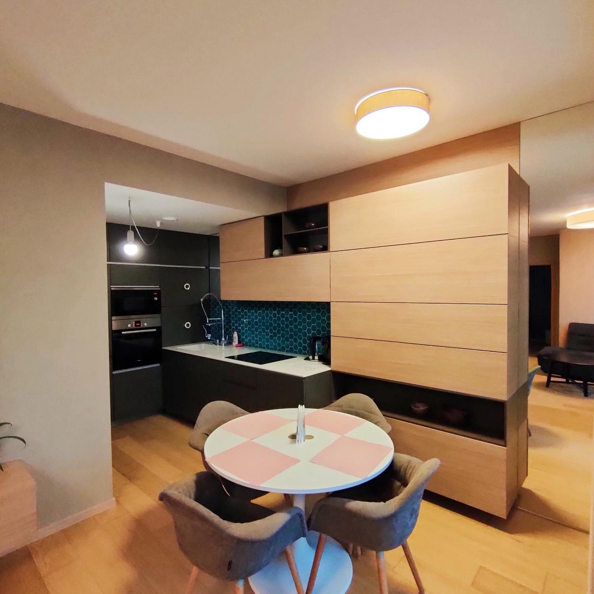 Sag Panorama City Free Parking บราติสลาวา ภายนอก รูปภาพ